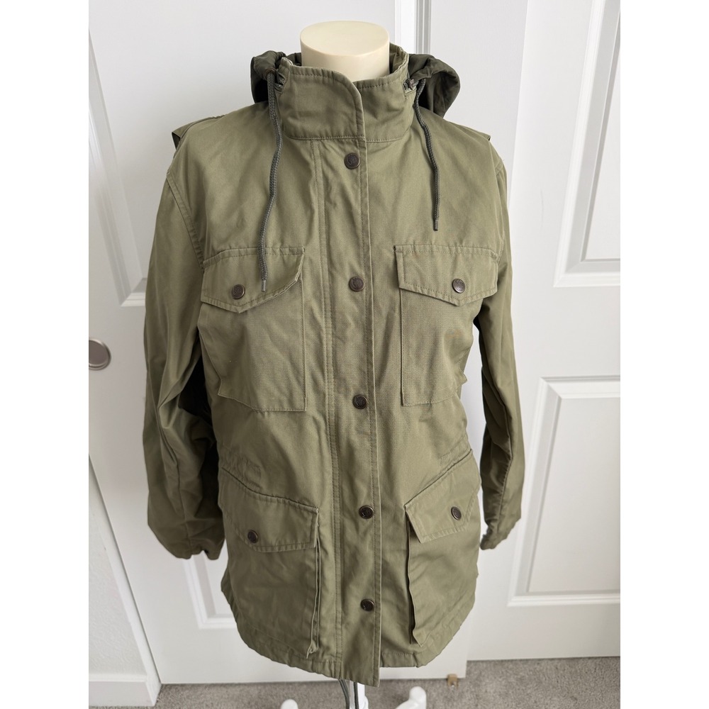 Fjallraven Women's Räven Jacket Olive Green (With Limited Colorado Flag Patch!)